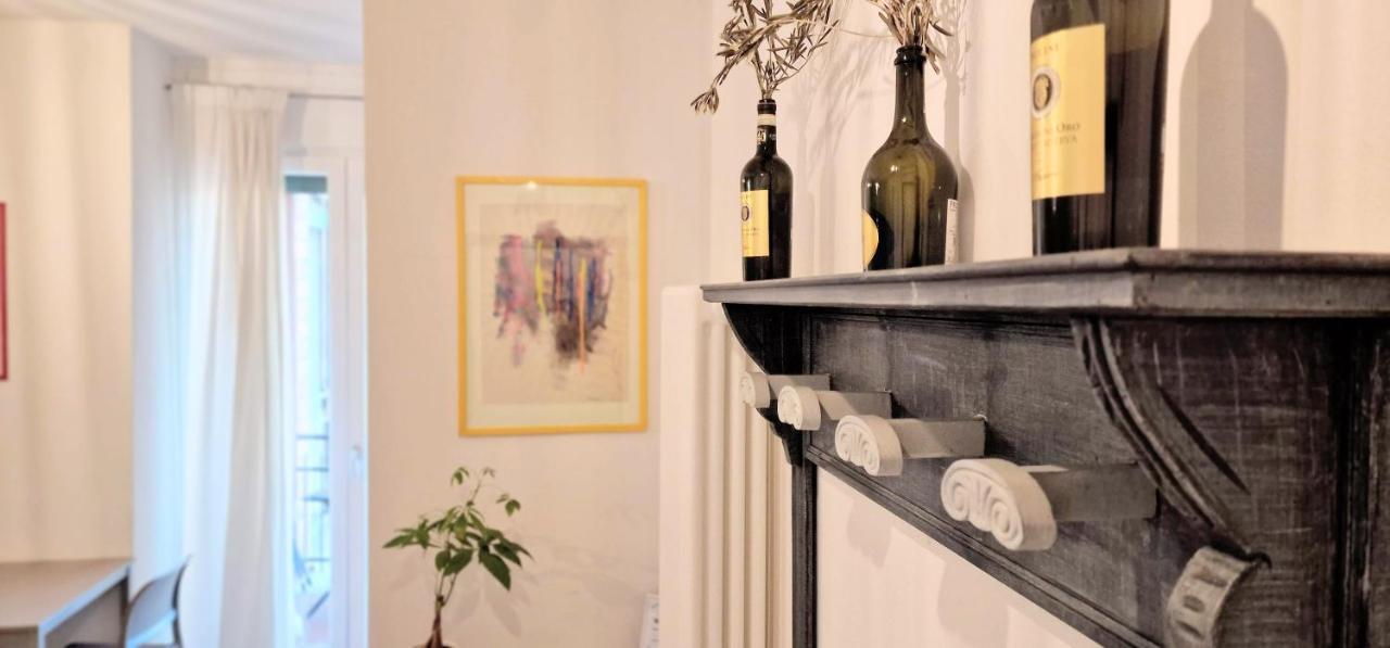 Central City Rooms M09 Apartment Bologna Exteriör bild